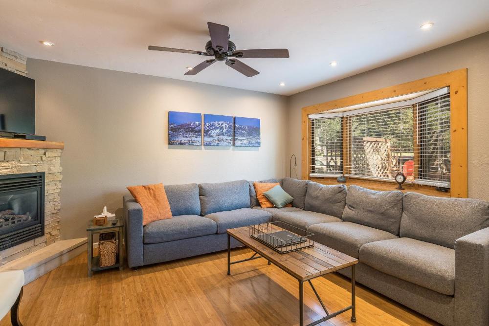 Whistler Village - Sequoia 10 condo